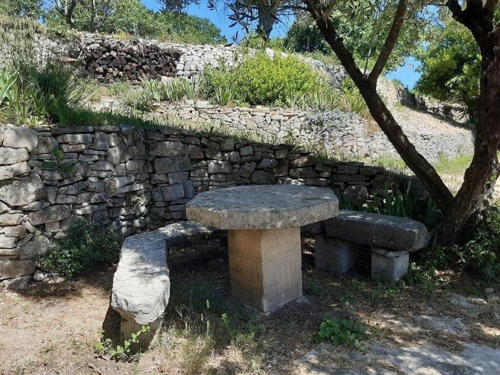 Armen Villa Vezenobres Dış mekan fotoğraf